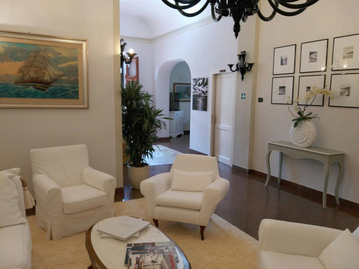 Hotel Tirreno Castiglioncello Exterior foto